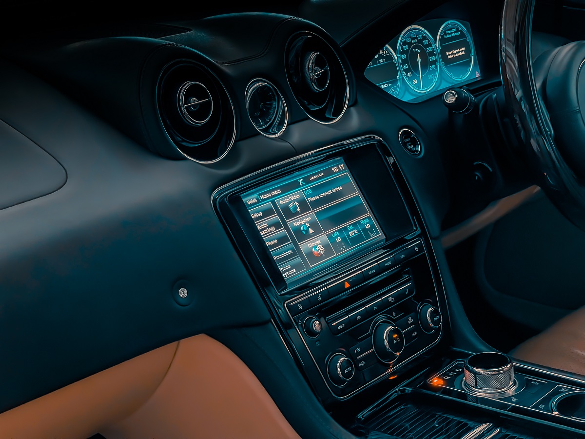 automotive lcd display